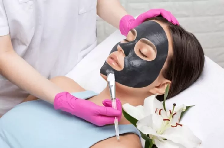 Carbon Facial